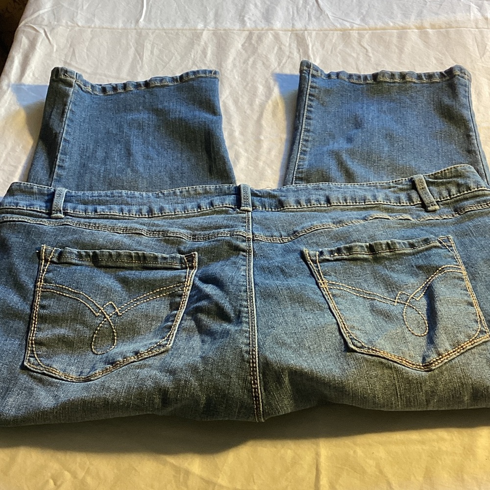 d. jeans Women's Blue Ankle & Cropped Jeans - Picture 4 of 4